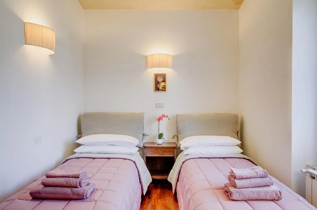 Mecenate 69 Suite Arezzo 0*,  Italien
